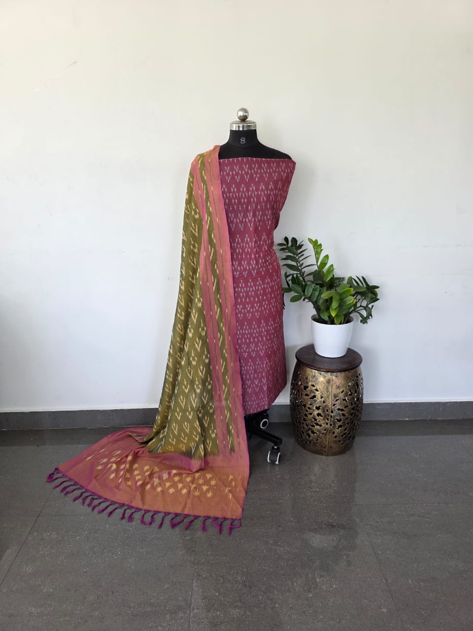 Premium Pattola Silk